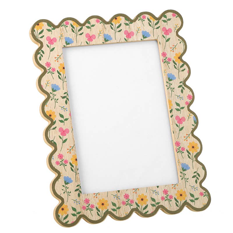 FLORAL SCALLOP EDGE 7X5" PHOTO FRAME