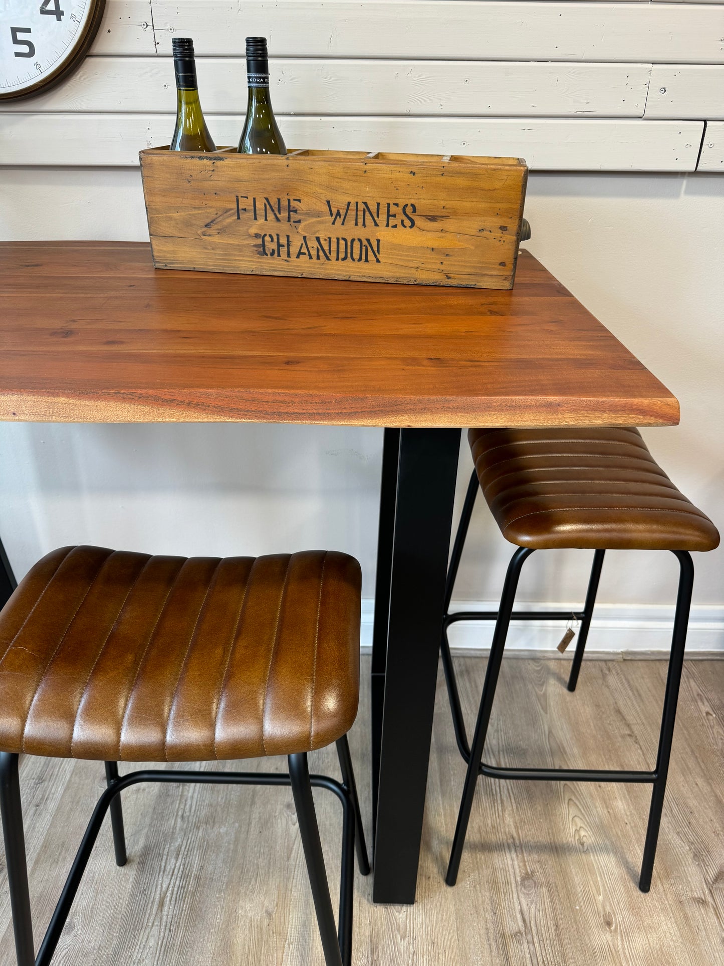 Bar table
