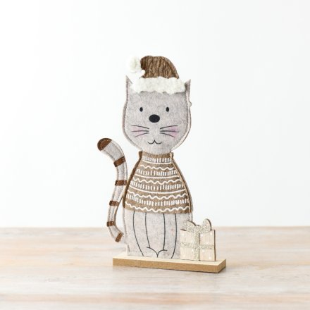 Festive Felt Cat