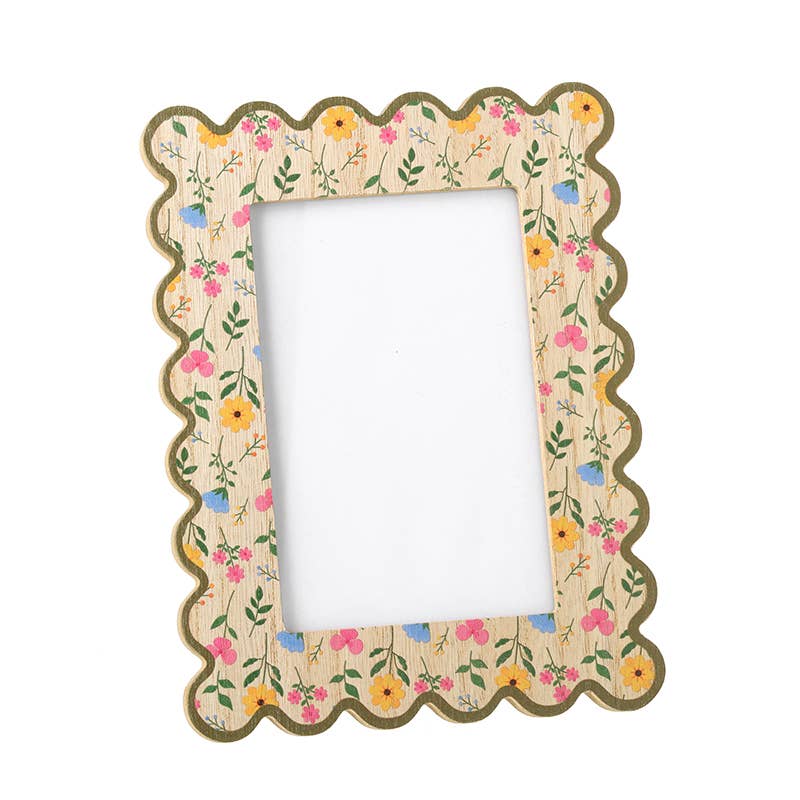 FLORAL SCALLOP EDGE 4X6" PHOTO FRAME