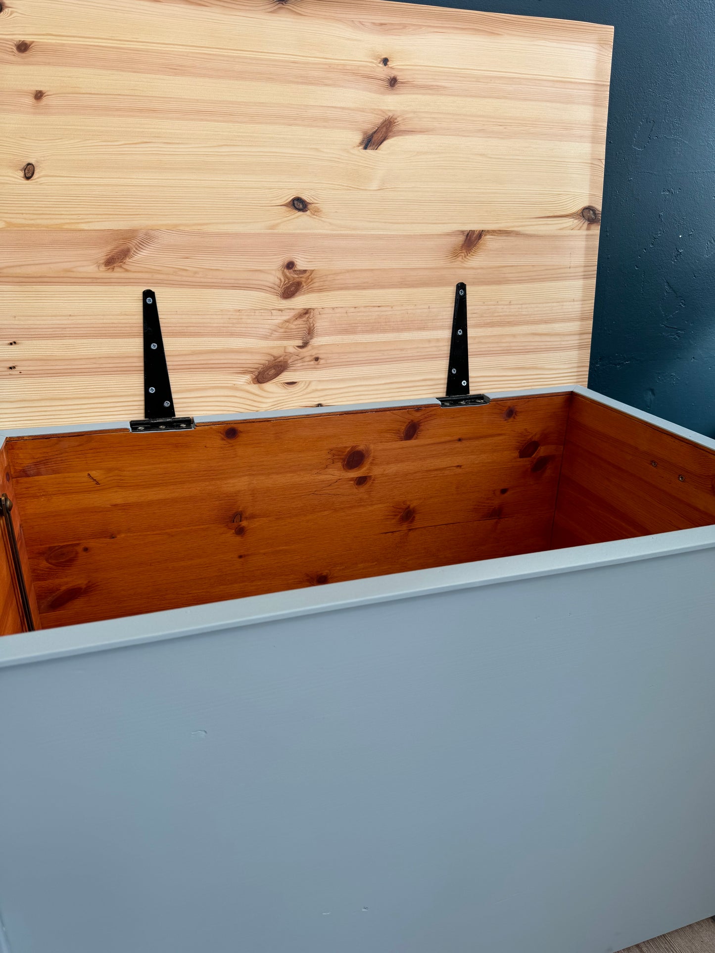 Blanket box / ottoman duck egg blue