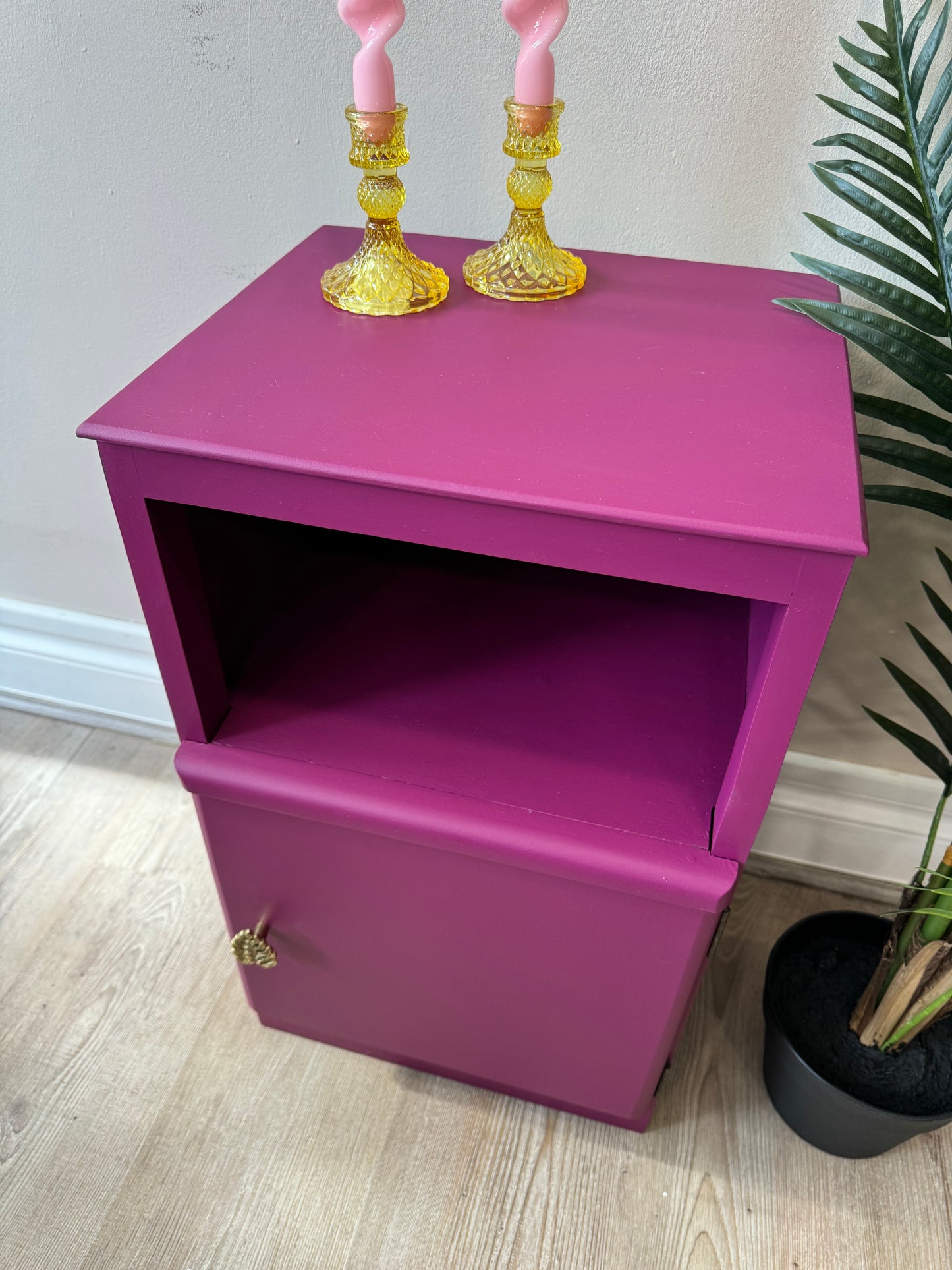 Side Table / Bedside Table Frenchic Plum Pudding