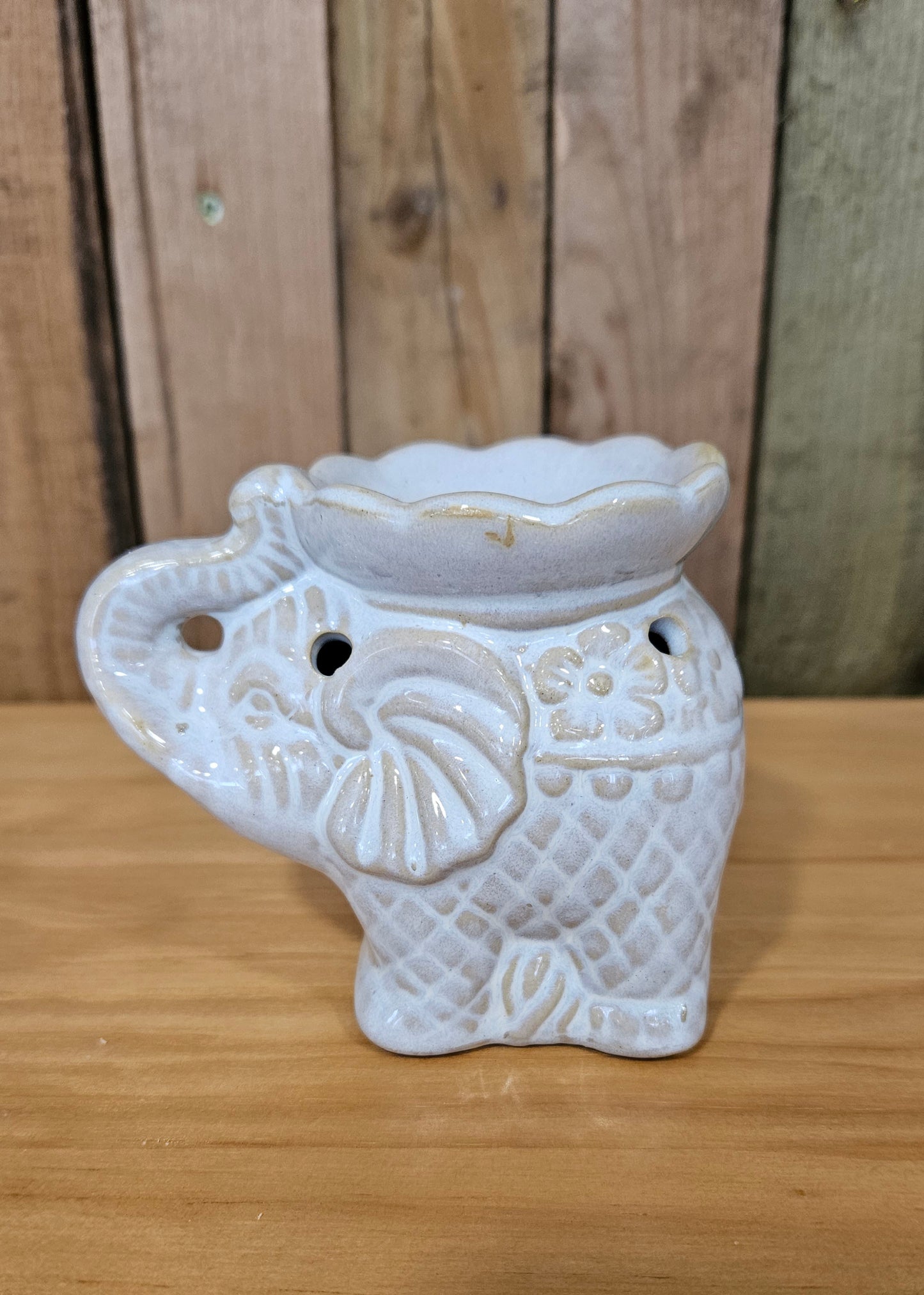 Elephant Ceramic Oil Burner | Wax Melter
