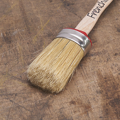 Oval Petite Brush