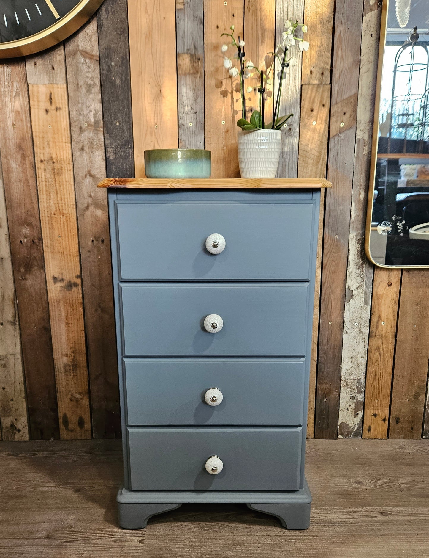 Pine Drawers in Frenchic 'City Slicker'