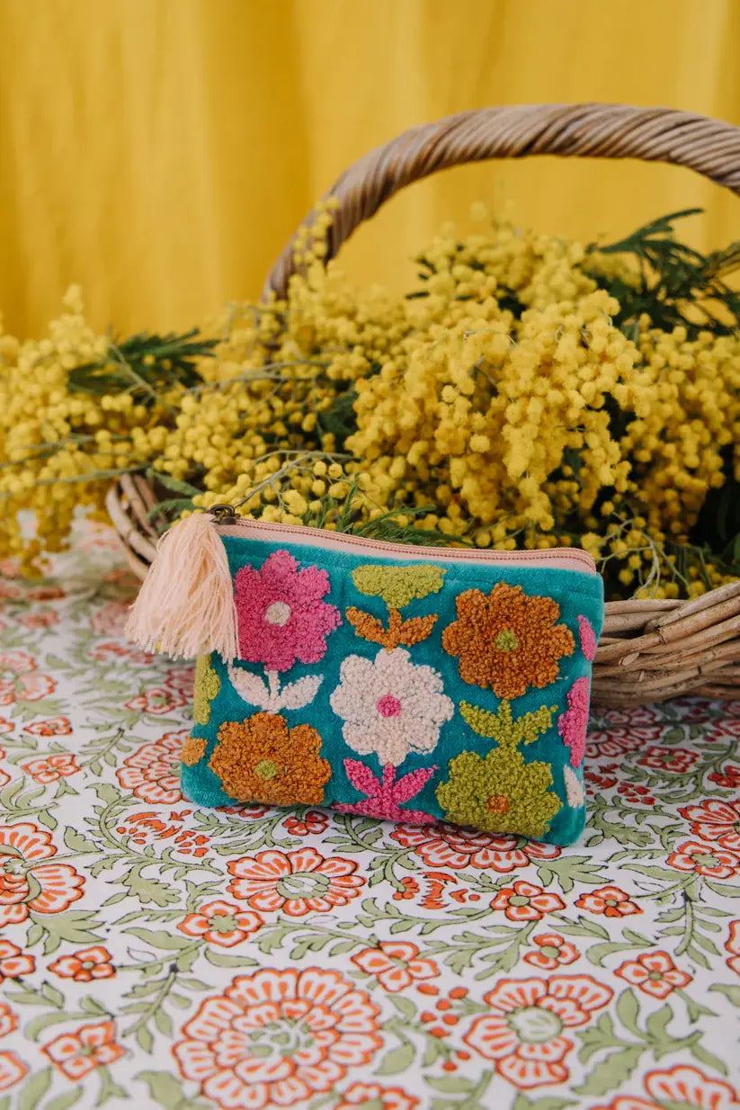 Rambling Flower Pouch - Aqua