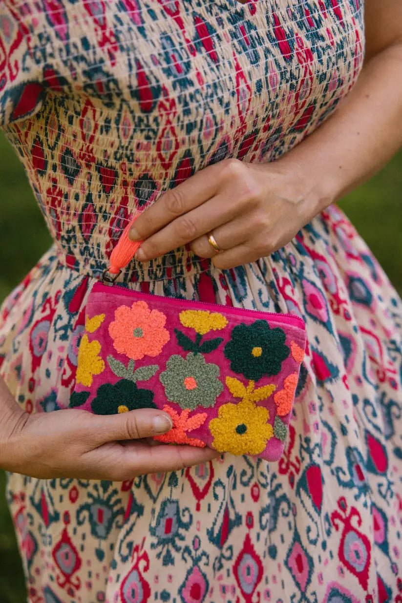 Rambling Flower Pouch - Pink