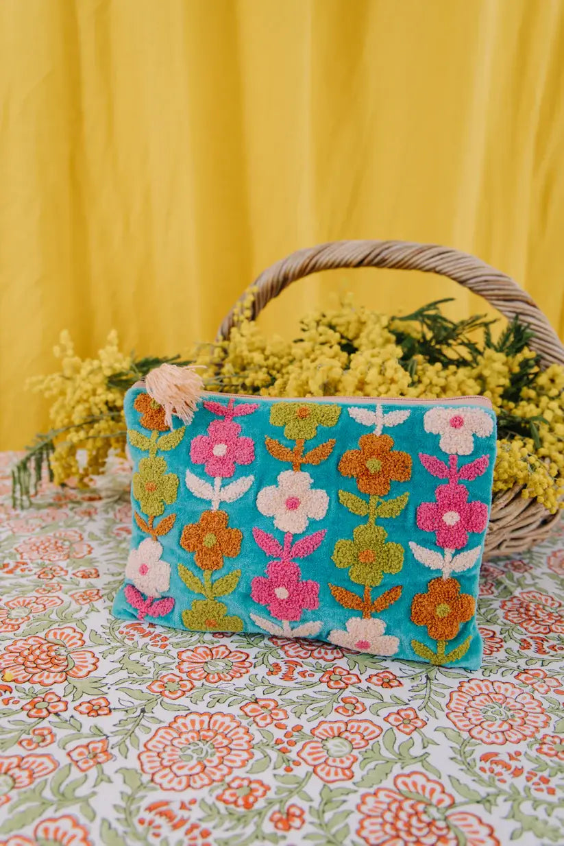 Rambling Flower Pouch - Aqua