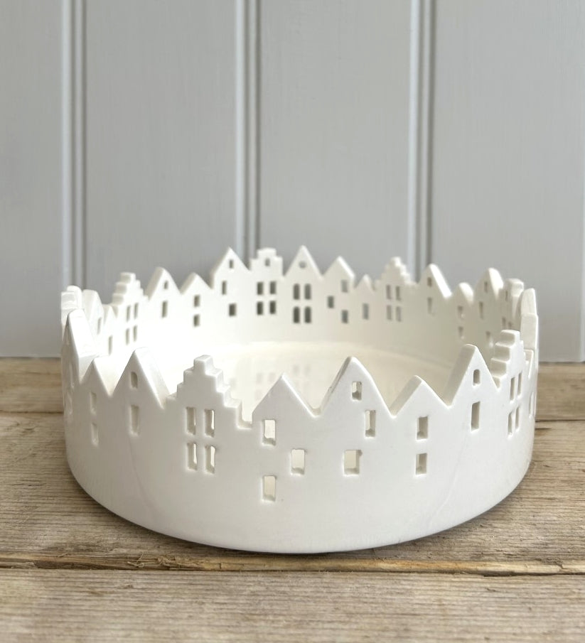 Large Ceramic House Scene Tray 21cm - White