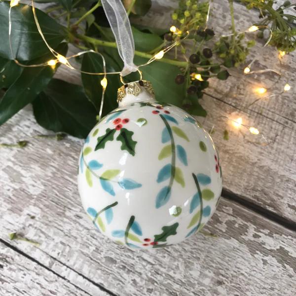 Bauble Painting Workshop at Deanslade Fitness