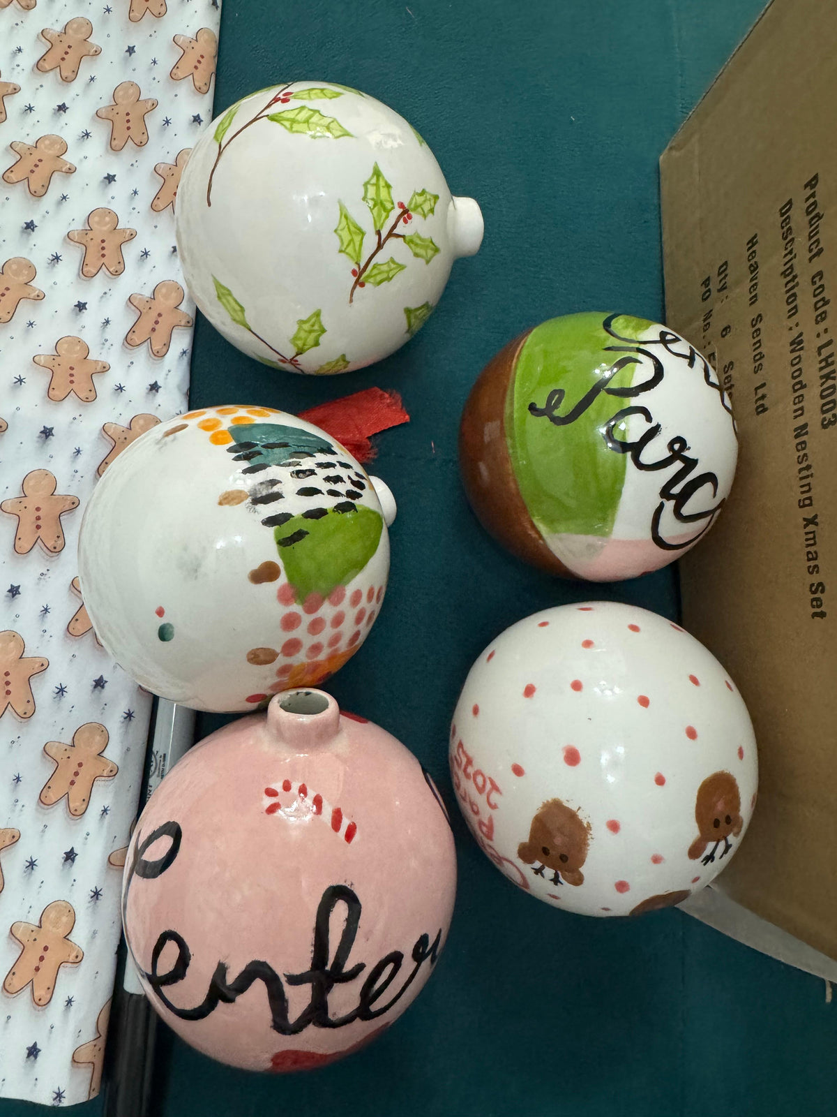 Bauble Painting Workshop at Deanslade Fitness