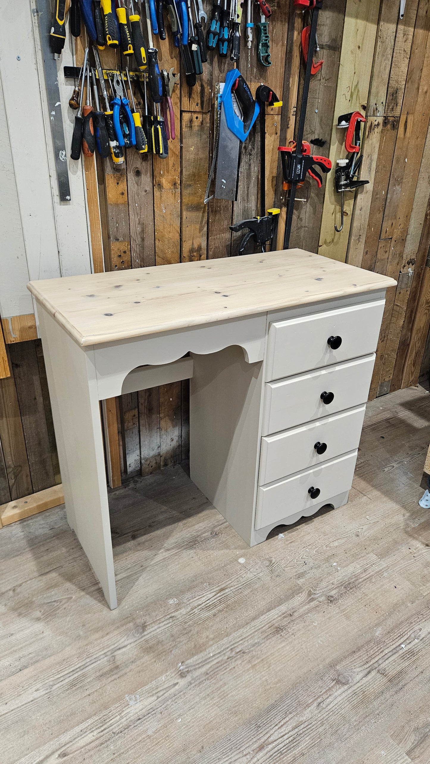 Stone Rosie Dressing Table | Desk