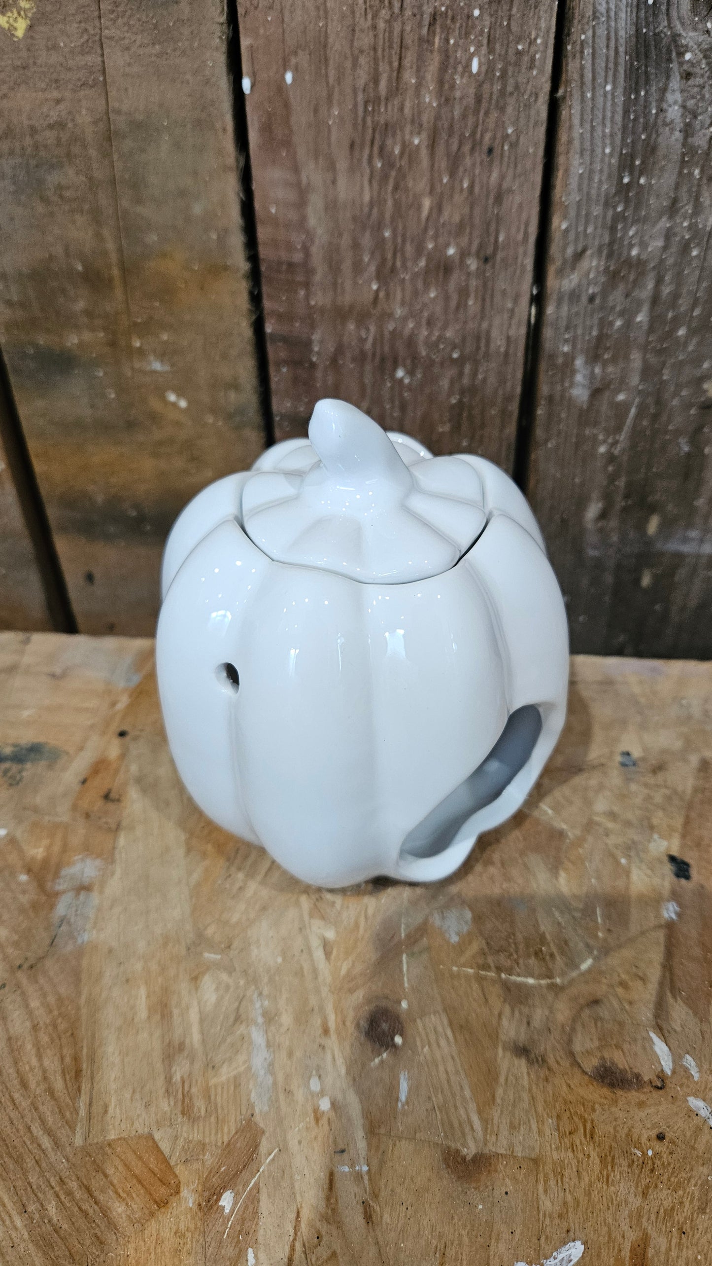 White Ceramic Pumpkin Wax Melter