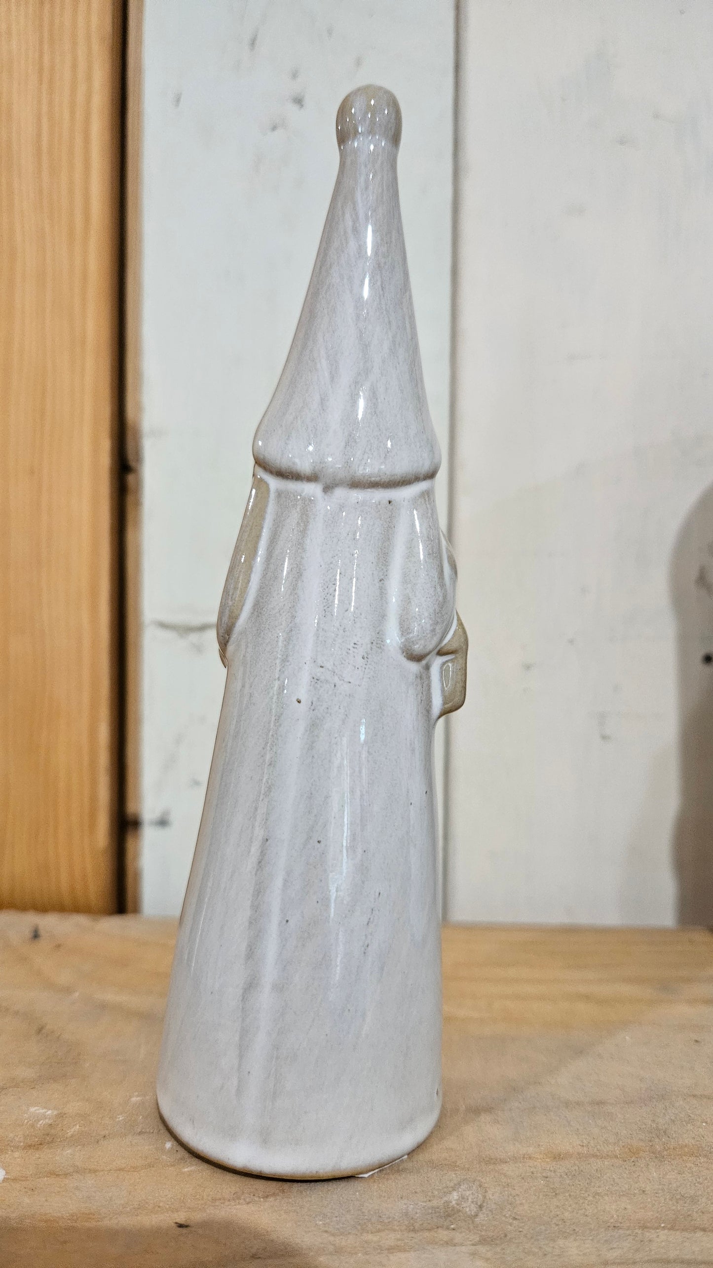 LED Light-Up Ceramic Gonk