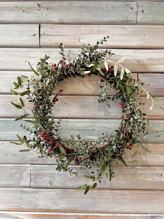 Glitter berry wreath